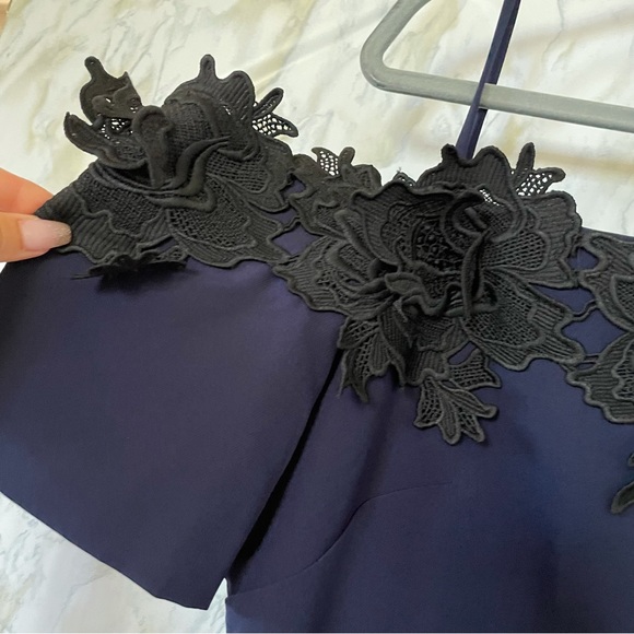 Floral Embroidered Badgley Mischka Dress - Picture 5 of 11